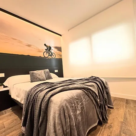 Apartamentos Turisticos Identia Sport León Exterior foto